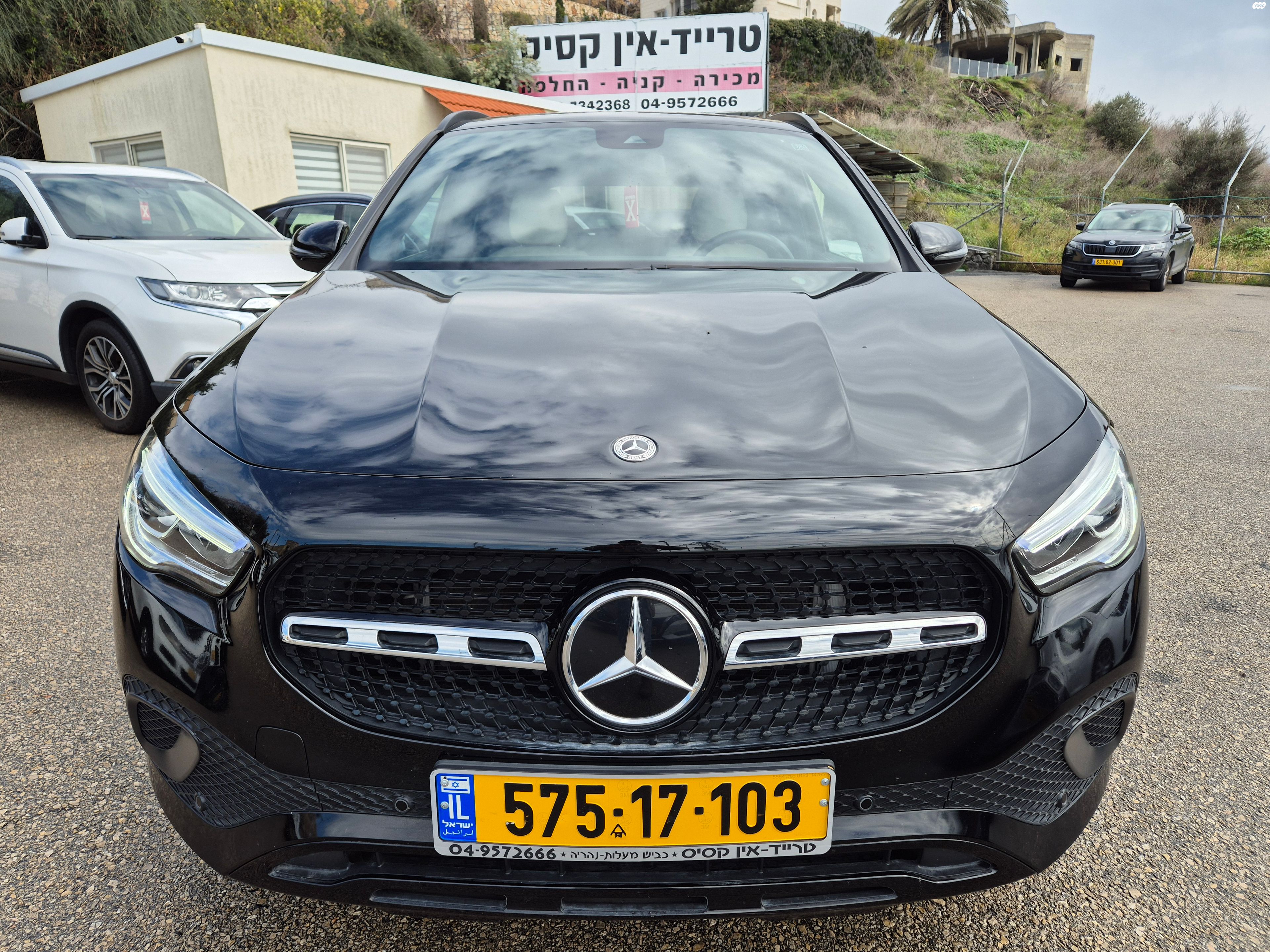 מודעת רכב מרצדס-בנץ GLA