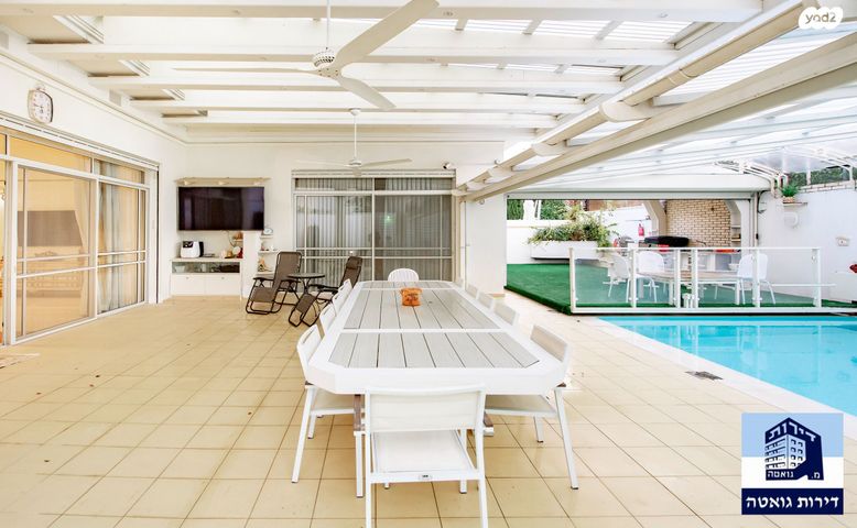 בית פרטי/ קוטג', נווה עוז, פתח תקווה