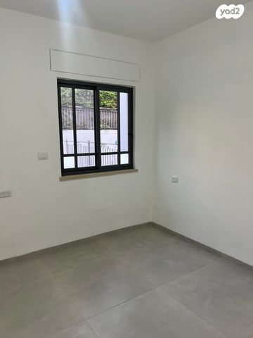 דו משפחתי, קרית טבעון