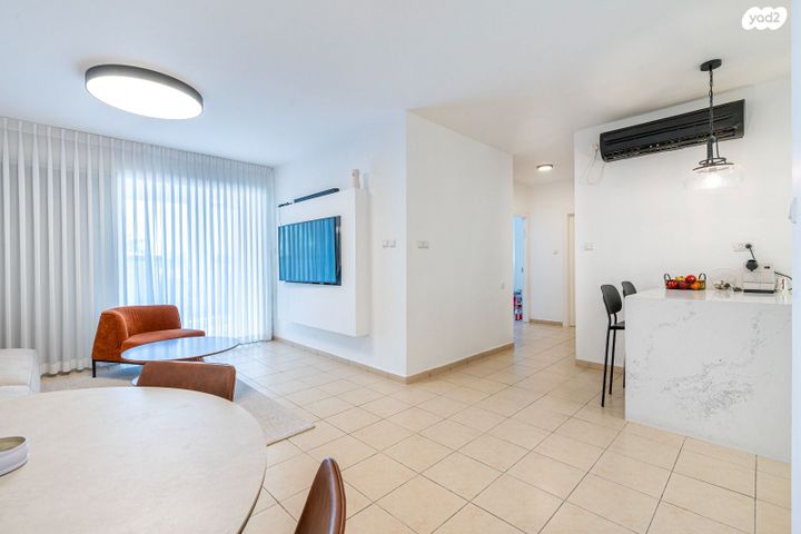 דירה, היובל, אור עקיבא