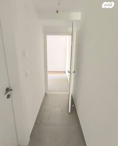 דירה, נווה יהושע, נווה יהושע, ערמונים, רמת גן