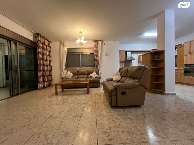 דירה, גולומב, עיר, מרכז העיר, נהריה