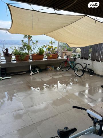 גג/ פנטהאוז, אחד העם, שיכון עובדים, טבריה