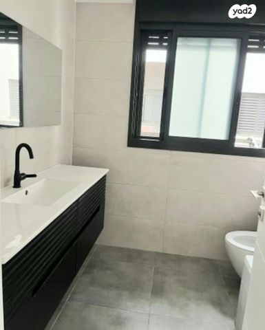 דירה, נווה יהושע, נווה יהושע, ערמונים, רמת גן