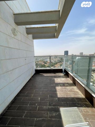 גג/ פנטהאוז, עולי הגרדום 19, שכונה ג', באר שבע