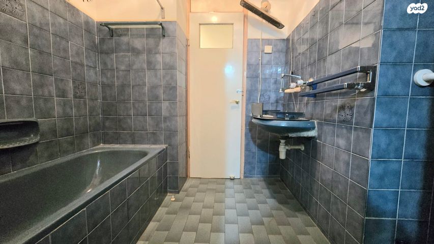 דירה, השושנים, כרמיאל