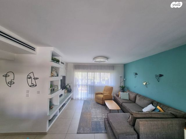 דירה, צוקית, מודיעין מכבים רעות