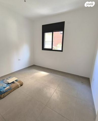 דירה, נווה יהושע, נווה יהושע, ערמונים, רמת גן