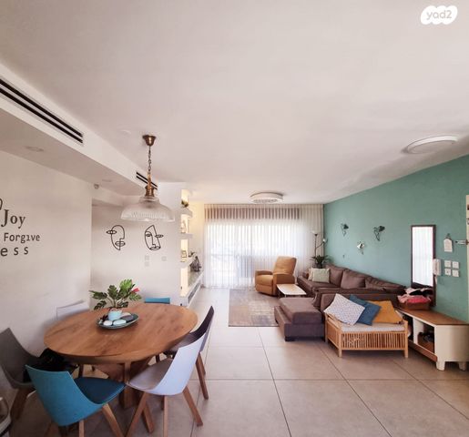 דירה, צוקית, מודיעין מכבים רעות