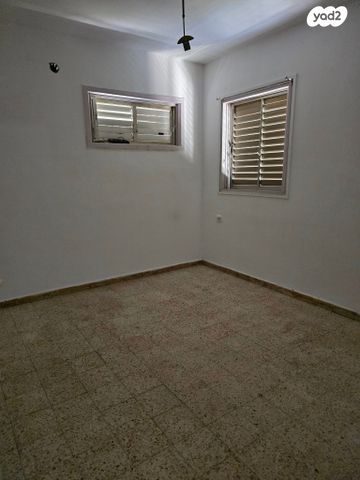 דירה, בן גוריון, לוד