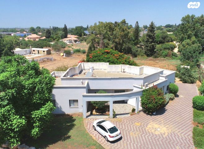 משק עזר, באר טוביה