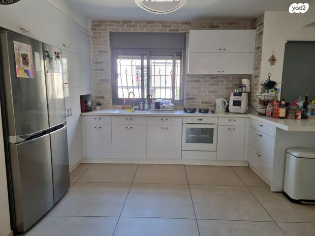 דירה, צוקית, מודיעין מכבים רעות