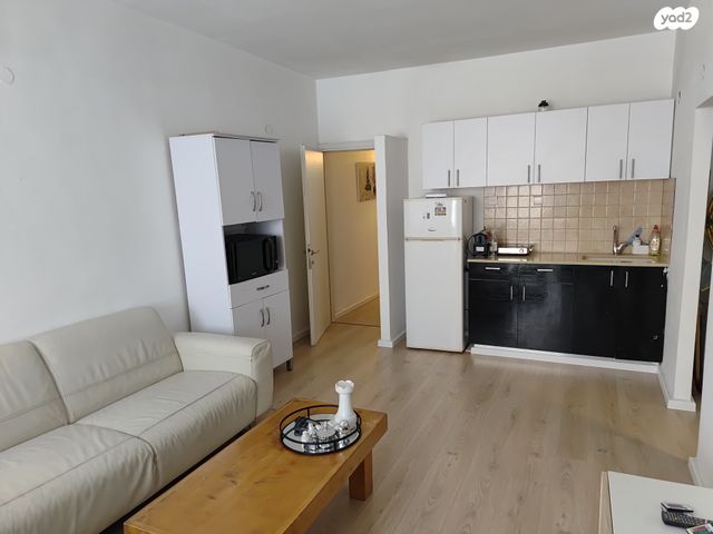 דירה, רוטשילד, רמב"ם, ראשון לציון