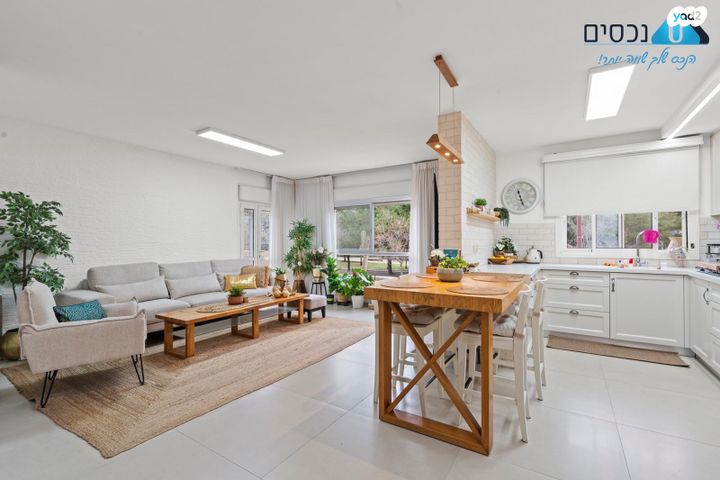 דירה, עמק איילון, הפרחים, מודיעין מכבים רעות