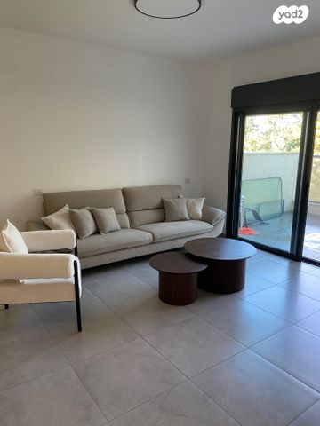 דירה, התדהר, יערת העמק, מגדל העמק