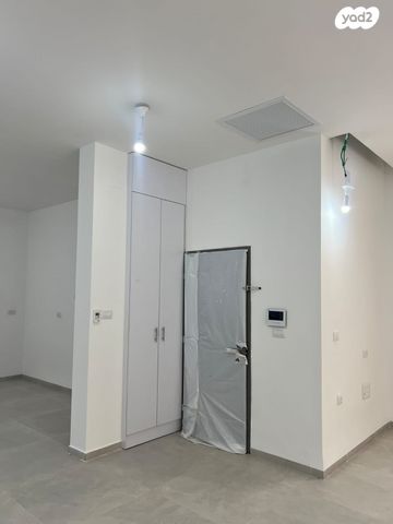 דו משפחתי, קרית טבעון