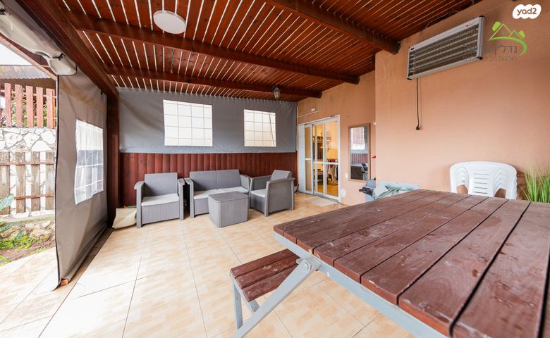 דירת גן, דרך הציונות 53, אריאל