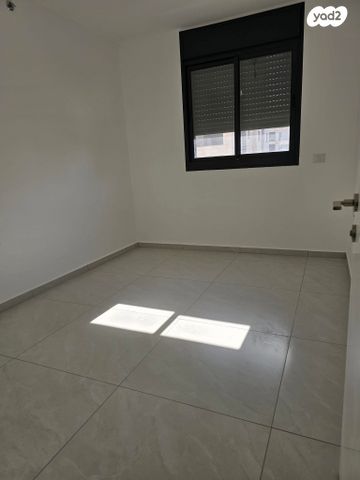 דירה, יער ביריה 1, לוד