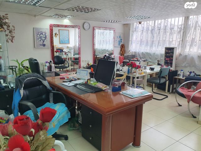 חנויות/ שטח מסחרי, ז'בוטינסקי, אברמוביץ', ראשון לציון