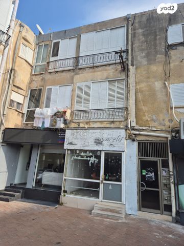 חנויות/ שטח מסחרי, בלפור 47, בת ים