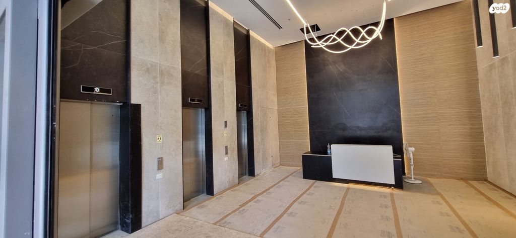 משרדים, מודיעין מכבים רעות