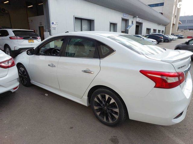 ניסאן סנטרה