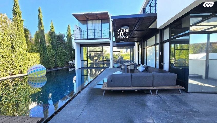 בית פרטי/ קוטג', סביון