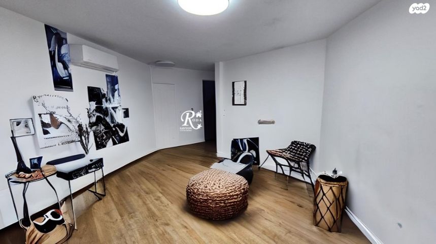 בית פרטי/ קוטג', סביון