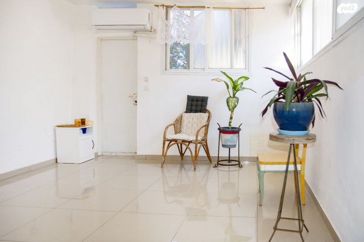 דירת גן, האמוראים 6, גבעת אולגה, חדרה