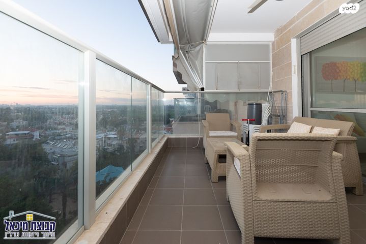 דירה, הרב שלום שבזי 12, רמב"ם, ראש העין