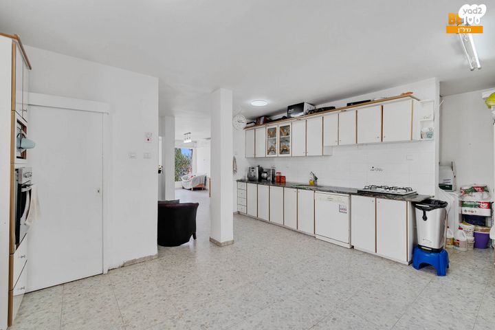 דירה, שיכוני המזרח, ראשון לציון