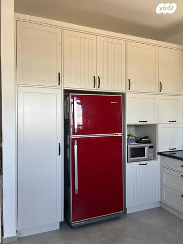 דו משפחתי, הכלנית, נופים, נופים