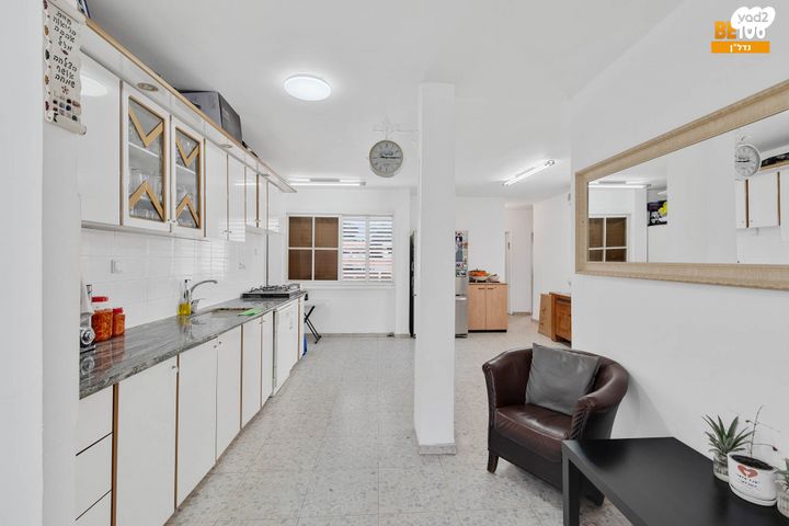 דירה, שיכוני המזרח, ראשון לציון