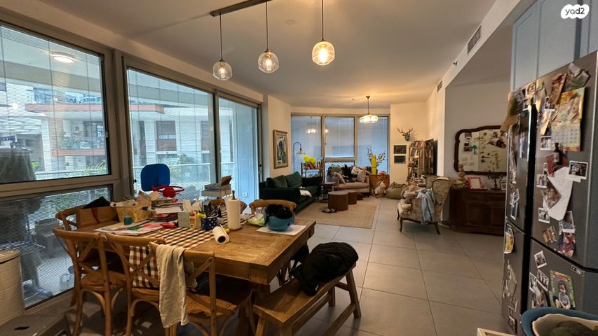 דירה, גרציאני יצחק, גני שרונה, קרית הממשלה, תל אביב יפו