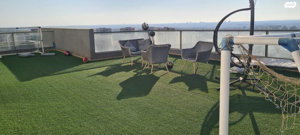 גג/ פנטהאוז, נתן אלתרמן 8, רחובות החדשה, רחובות