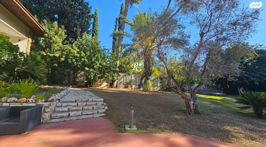 בית פרטי/ קוטג', סביון