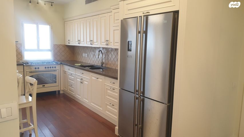 דירה, הרב הרצוג, בבלי, תל אביב יפו