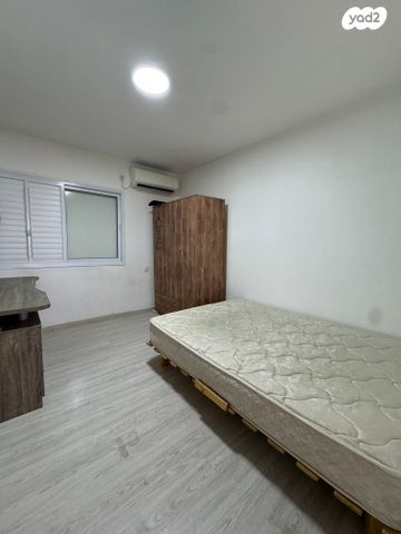 דירה, יצחק רגר 166, שכונה ד', באר שבע