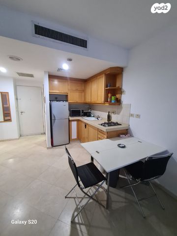 דירה, גורדון 3, הצפון הישן - דרום, תל אביב יפו