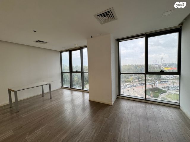 משרדים, דרך בן גוריון 2, רמת גן