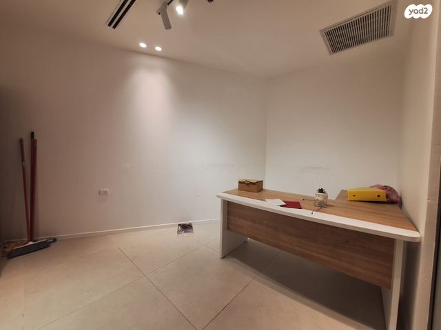 משרדים, מוטי קינד 2, פארק הורוביץ, רחובות