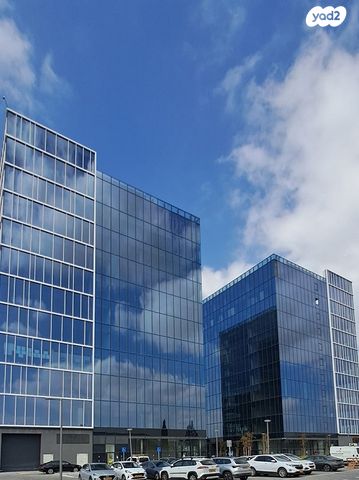 חנויות/ שטח מסחרי