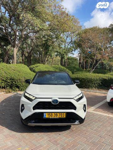 טויוטה RAV4