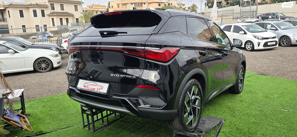 בי.ווי.די אטו 3