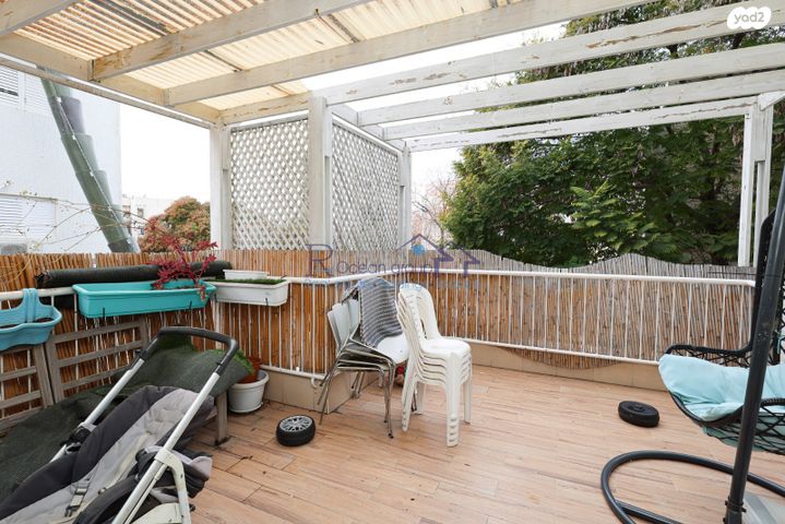 דירה, י.ל. פרץ 5, קרית נורדאו, נתניה