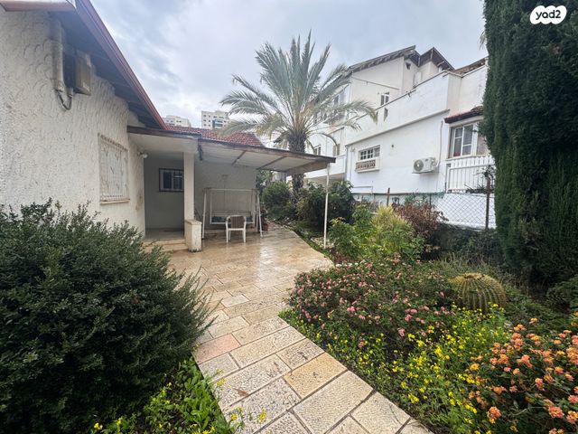 בית פרטי/ קוטג', שעריים, רחובות