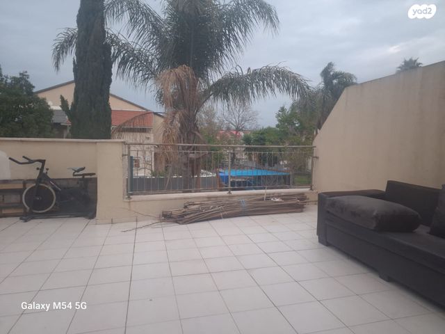 דו משפחתי, גינוסר 24, בתרא, קצרין