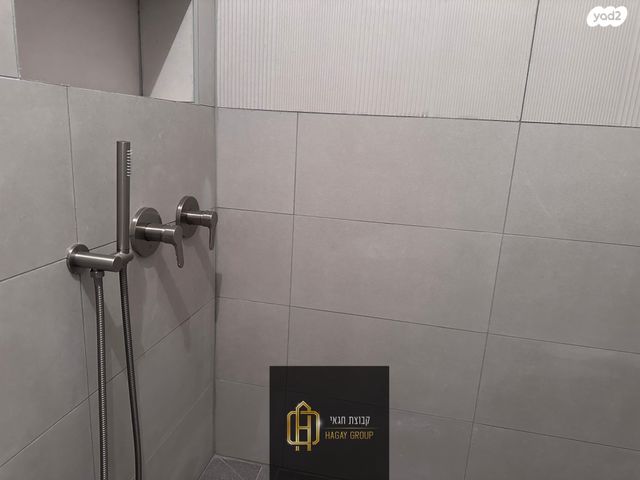 דירת גן, אסירי ציון 7, קרית שלום, תל אביב יפו