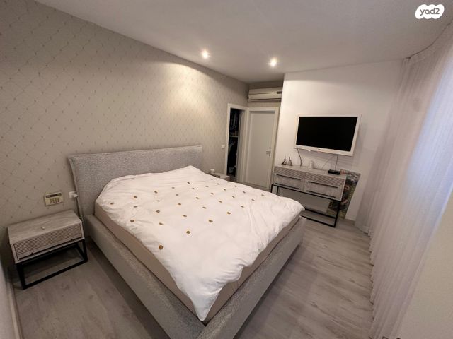 דו משפחתי, כפר יונה