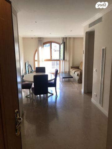 דירה, מאיר שחם 2, מרכז העיר, ירושלים